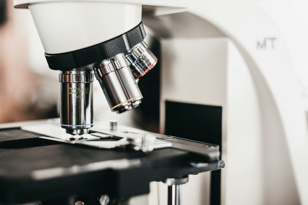 Laboratory microscope