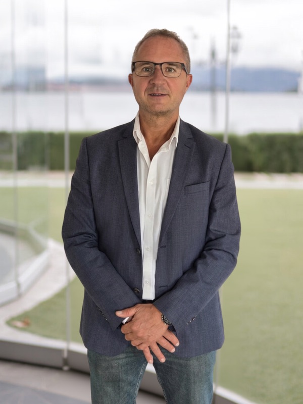 Pascal Combes · portrait